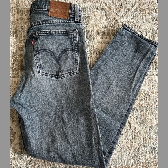 Levi's Wedgie Fit Icon Ankle Jeans Black - Picture 6 of 10